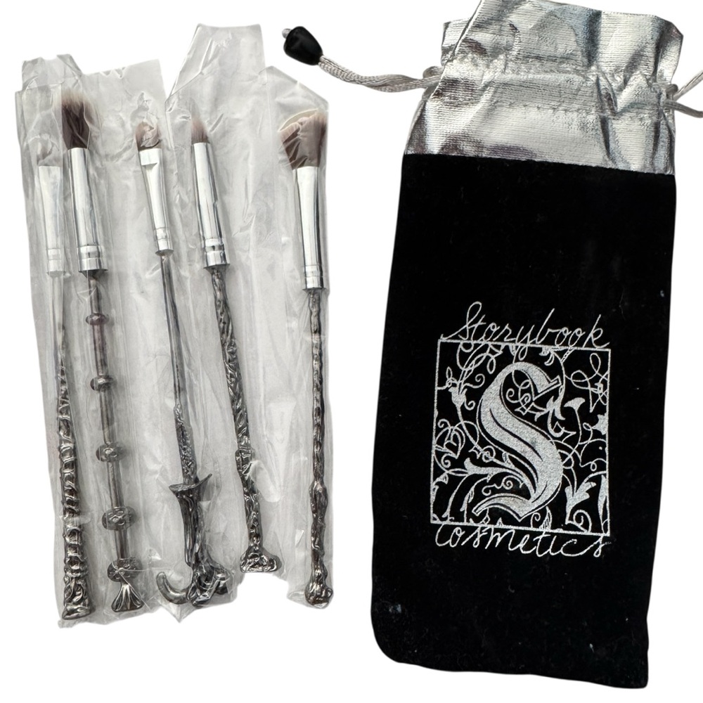 Storybook Cosmetics Harry Potter Silver Makeup Brush Set of 5